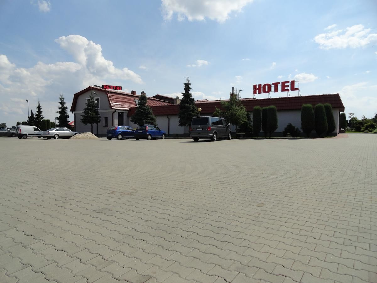 Отель Hotel Wielkopolanka Сьрода-Велькопольска-29
