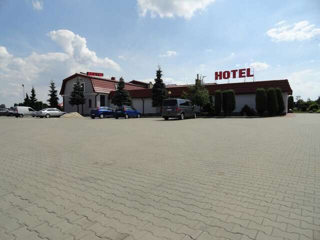 Отель Hotel Wielkopolanka Сьрода-Велькопольска-28
